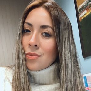 Meet your Posher, Tarin carolina